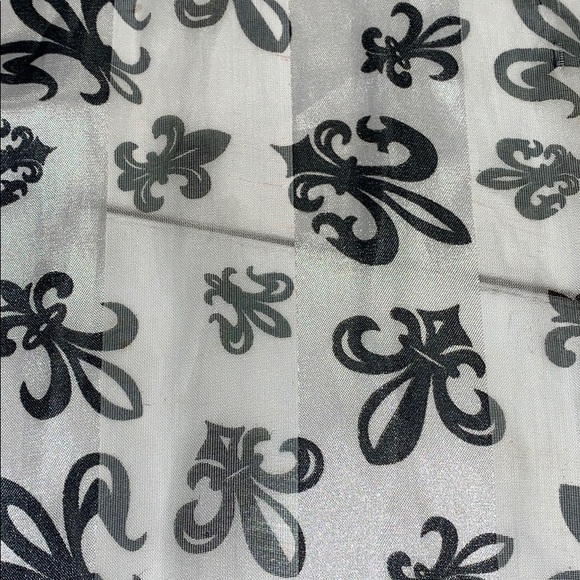 Fleur de lis Scarfs - Picture 3 of 3